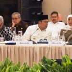 Gubernur Khofifah saat memaparkan Rencana Pembangunan Industri Provinsi Jatim (RPIP) saat menghadiri Rapat Koordinasi Pemerintah, Pemerintah Daerah (Rakorpusda) dan Bank Indonesia (BI) yang digelar di Gedung Thamrin, BI, Jl. MH. Thamrin No. 2, Jakarta, Rabu(4/9) sore. foto: istimewa/ bangsaonline.com