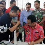 Wali Kota Blitar Samanhudi Anwar ikut merayakan HPN di Kota Blitar.