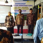 Kegiatan workshop peningkatan kompetensi guru SMK swasta yang dilaksanakan MKKS Korwil Selatan Pamekasan.