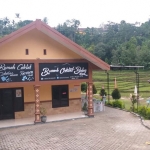 Rumah produksi olahan cokelat. (foto: ist)