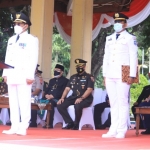 Hudiyono memimpin upacara peringatan Hari Jadi ke-162 Sidoarjo, Senin (1/2/2021). foto: istimewa