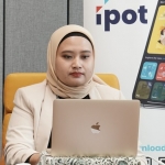 Head of Marketing PT Indo Premier Sekuritas, Paramita Sari.