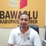 Anggota Bawaslu Jember Divisi Hukum, Andhika.