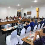 Suasana rapat koordinasi yang membahas raperda tentang pajak dan Retribusi Daerah Kota Kediri. Foto: Ist