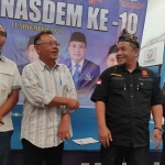 Dari kanan: Nur Hudi Didin Arianto, Kuasa hukum Irfan Choirie, Arif Saifullah, dan Sutrisna. Foto: SYUHUD/BANGSAONLINE