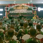 Pangdam V Brawijaya Mayjen. TNI Wisnoe, P. B. saat membuka Apel Dansat Kodam V Brawijaya tahun 2019 di Finna Golf, Kec. Prigen, Kabupaten Pasuruan. 