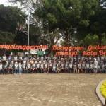 Jajaran Kementerian PUPR RI dan 18 provinsi peserta acara Tertib Penyelenggaraan Bangunan Gedung Menuju Kota Berkelanjutan di Alun-alun Kota Malang. (ft: putut priyono/ BANGSAONLINE)