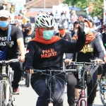 Gubernur Khofifah dalam sebuah kesempatan gowes, beberapa waktu lalu. 