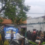 Suasana di rumah duka yang dipenuhi pelayat.