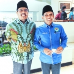 Ketua DPD Partai Gerindra Jatim, Anwar Sadad bersama Ketua IKA PMII Jatim yang juga kader PKB, Thoriqul Haq usai pengukuhan pengurus IKA PMII Jatim. foto: istimewa