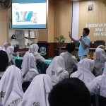 Suasana Safari Jurnalistik yang berlangsung di SMAN 1 Krian. Foto: Ist
