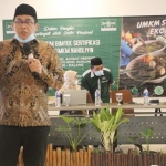 LPNU Jatim berkolaborasi dengan LPPOM MUI Jatim dan Badan Pemeriksa Halal PWNU Jatim menggelar Bimtek Sertifikasi Halal Untuk UMKM Nahdliyin. foto: istimewa