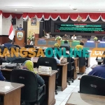 Rapat paripurna LKPJ Bupati Situbondo 2022. Foto: SYAIFUL BAHRI/BANGSAONLINE