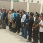 PERSIAPAN: Suasana geladi bersih pelantikan anggota DPRD Lamongan 2019-2024.