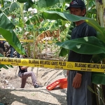 Garis polisi yang dipasang petugas di TKP. (foto: ist).