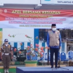 Bupati Pamekasan, H. Baddrut Tamam saat memberikan sambutan di acara penegakan hukum protokol kesehatan pencegahan penyebaran Covid-19. (foto: ist).