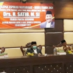 M. Satib, Anggota DPRD Jatim dapil V saat melaksankan reses di Gumuk Mas, Jember. foto: DIDI ROSADI/ BANGSAONLINE