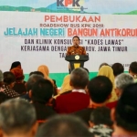 Bupati Lumajang Thoriqul Haq saat memberi sambutan Road Show KPK di Pendopo Arya Wiraraja 