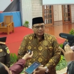 Dari kiri, Kajari Kota Kediri Novika Muzairah Rauf, Ketua DPW LDII Jawa Timur Moch. Amrodji, dan Kasi Intelijen Kejari Kota Kediri Harry Rachmat. Foto: MUJI HARJITA/ BANGSAONLINE