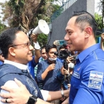 Calon presiden Partai NasDem Anies Baswedan dengan Ketum DPP Partai Demokrat AHY. Foto: Antara