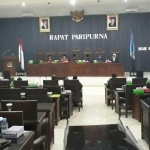 Suasana pembahasan Ranperda KTR dan Cagar Budaya disidang rapat paripurna DPRD Kota Malang, beberapa waktu lalu. Foto: IST