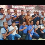 Para peternak foto bersama usai deklarasi Pemilu Damai.