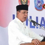 Kepala BNPT, Komjen Pol Boy Rafli Amar, saat memberi kuliah umum di Ponpes Lirboyo Kediri.