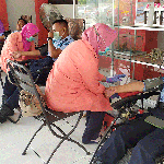 Giat donor darah yang dilaksanakan di halaman Lapas Narkotika kelas IIA Pamekasan. 