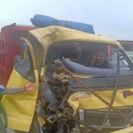 Kondisi dump truk yang alami kecelakaan di Tol Waru-Sidoarjo, Selasa (27/12/2022).