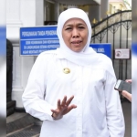 Gubernur Jatim, Khofifah Indar Parawansa menghadiri rapat terbatas di Istana yang dipimpin Presiden Joko Widodo. foto: ist