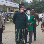 Dari kiri, Wakapolres Kediri Kota Kompol Teguh Santoso, Ketua PCNU Kabupaten Kediri KH. Muhammad Ma