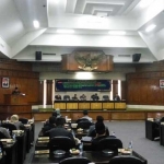 Suasana sidang paripurna DPRD dan Pemkab Tuban. foto: SUWANDI/ BANGSAONLINE