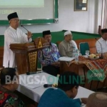 Dr Ir KH Salahuddin Wahid (Gus Solah) saat meresmikan Pusat Kajian Pemikiran KHM Hasyim Asy