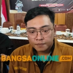 Ketua KPU Kota Blitar, Rangga Bisma Aditya. Foto: AKINA NUR ALANA/BANGSAONLINE