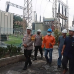 Kapolresta Sidoarjo, Kombes Pol Kusumo Wahyu Bintoro, saat meninjau UIT PLN Taman.