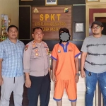 Pelaku MA saat diamankan di Unit PPA Polres Lamongan (dok. Ist)