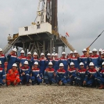 Para operator Pertamina Hulu Energi Tuban East Java.