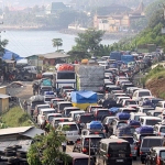 Ilustrasi macet Jalan Banyuwangi-Jember. foto: tempo.co