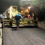 Kondisi Jalan Mayjend Sungkono, Kecamatan Kebomas mulus setelah diaspal oleh Bidang Bina Marga DPUTR Gresik. foto: SYUHUD/ BANGSAONLINE