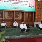 Pemerintah Kabupaten (Pemkab) Tuban saat menggelar Khotmil Quran Bil Ghoib secara online yang diikuti 210 huffadz atau penghafal Al-Quran di Pendopo Krido Manunggal, Rabu (17/6/2020).