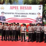 Apel besar dalam rangka kesiapan pengamanan Pemilu 2024 yang berlangsung di Mapolres Batu.