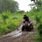 Suasana bermain ATV di Sidoarjo.