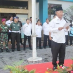 Sekretaris Daerah (Sekda) Kota Pasuruan Drs. H. Bahrul Ulum, M.M. saat memberikan amanat.