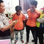 Warga Pecalukan digeger oleh dua remaja yang babak belur diamuk massa.