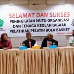 Para narasumber pelatihan pelatih Perbasi Kabupaten Pamekasan.