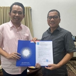 Muhammad Fawait secara resmi menerima rekom sebagai Calon Bupati Jember dari DPP PAN. Foto: Ist