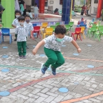 Suasana saat kegiatan Teaching Challenge for Parents yang digelar KB-TK Al Muslim Sidoarjo. Foto: Ist