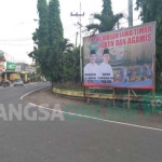 Salah satu baliho Gus Ipul-Kanang yang terpasang di Jombang. foto: ROMZA/ BANGSAONLINE