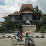 Gedung DPRD Sumenep. foto: RAHMATULLAH/ BANGSAONLINE