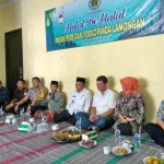 Bupati Fadeli bersama Ketua MUI Lamongan KH Abdul Aziz Khoiri.